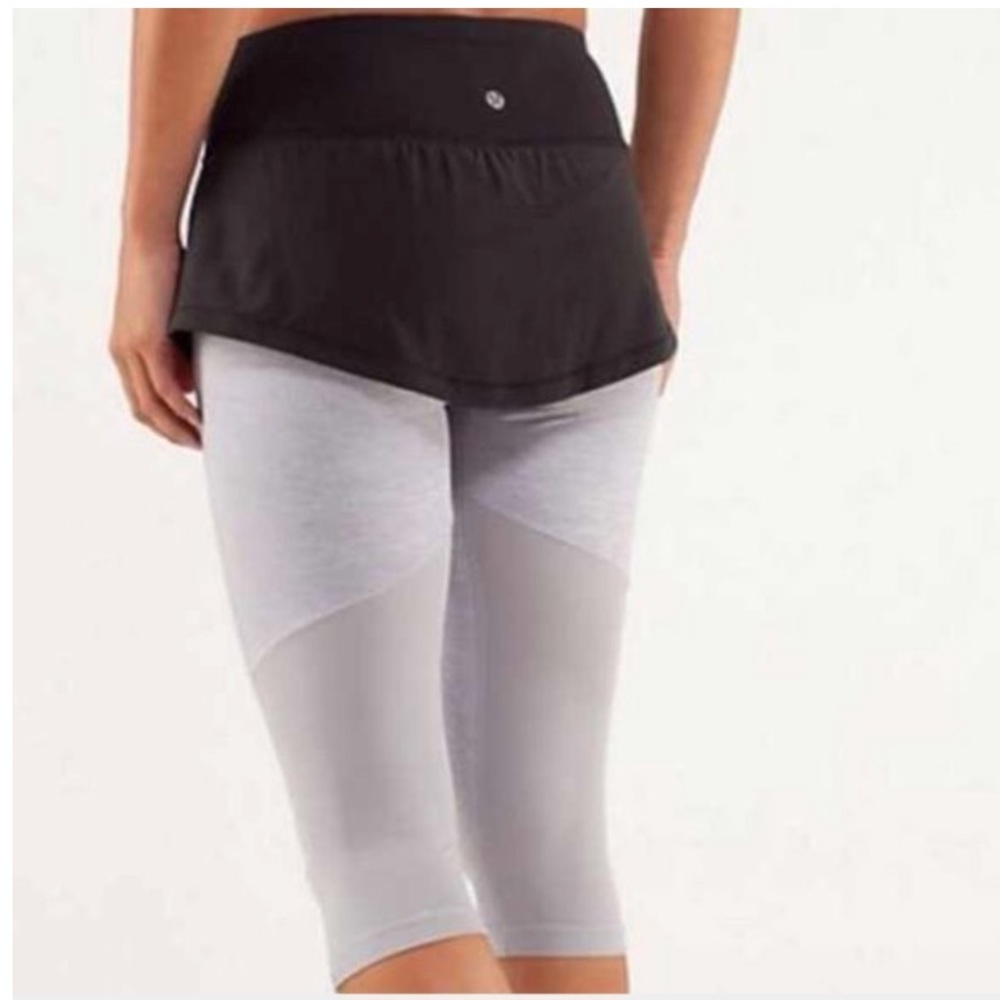Lululemon Spin It To Win It Crop Size 4